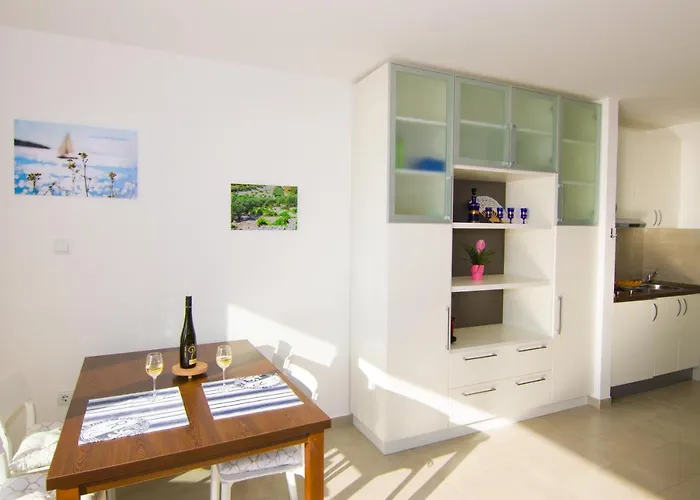 Adiomare Apartamento *